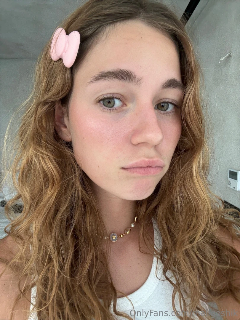 Knock knock knock - open up it s trouble 