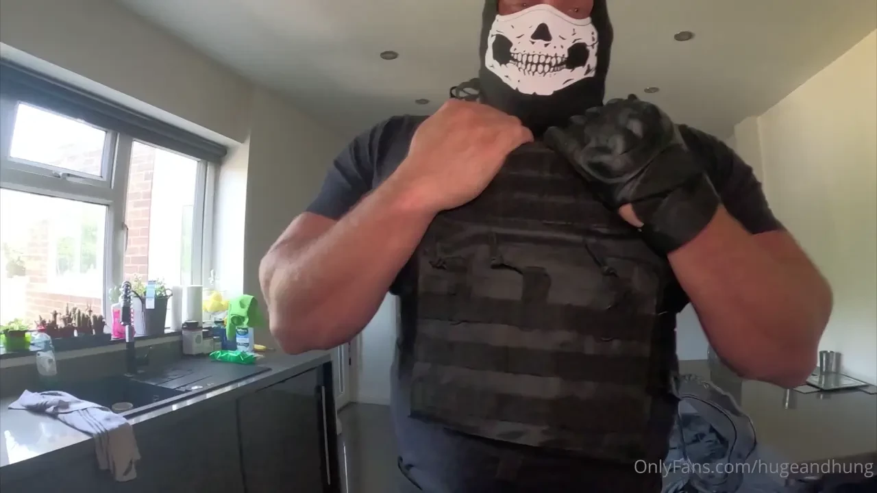 What happens when i let myself into your house 