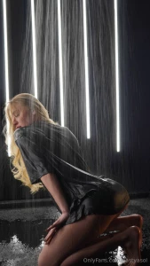 Oh i am so wet what do you think about this photo session part 2