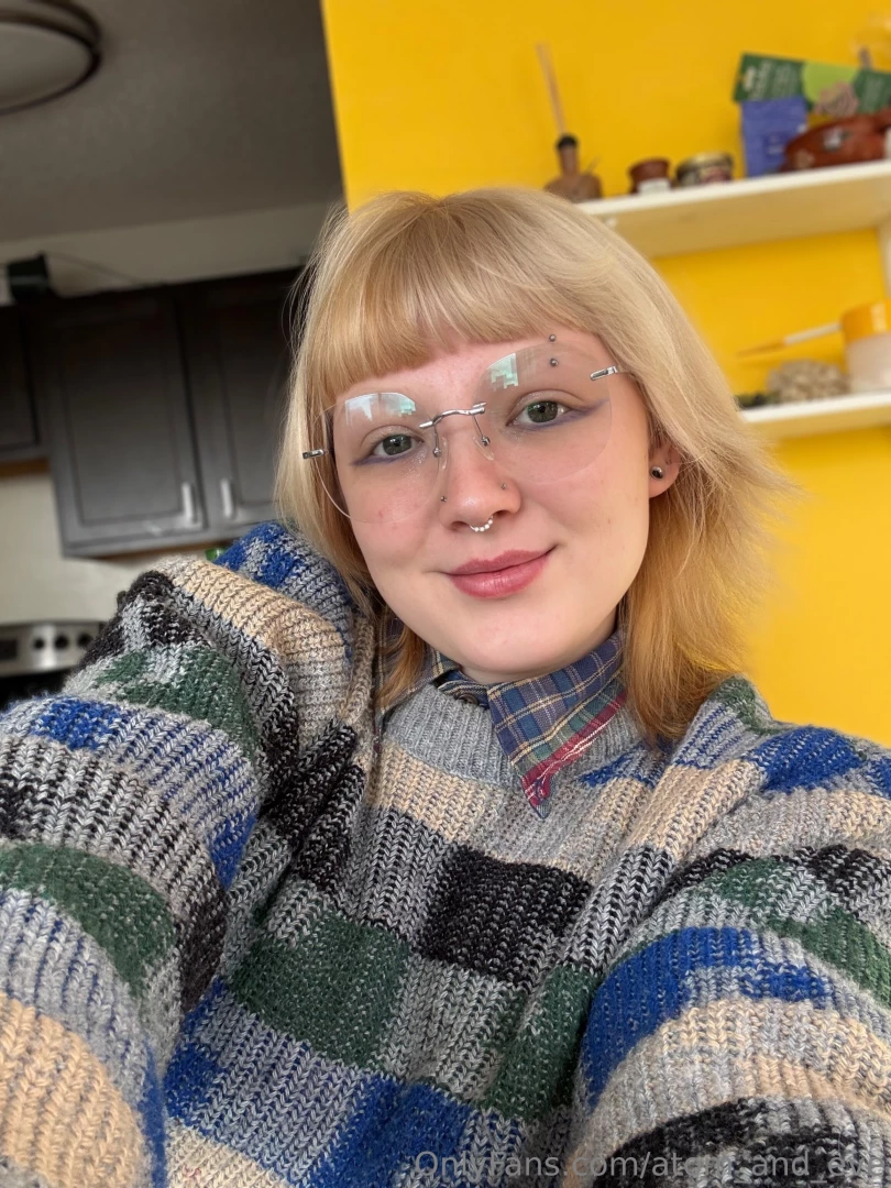 Lol is anyone else going through it rn i could use a helping hand to 