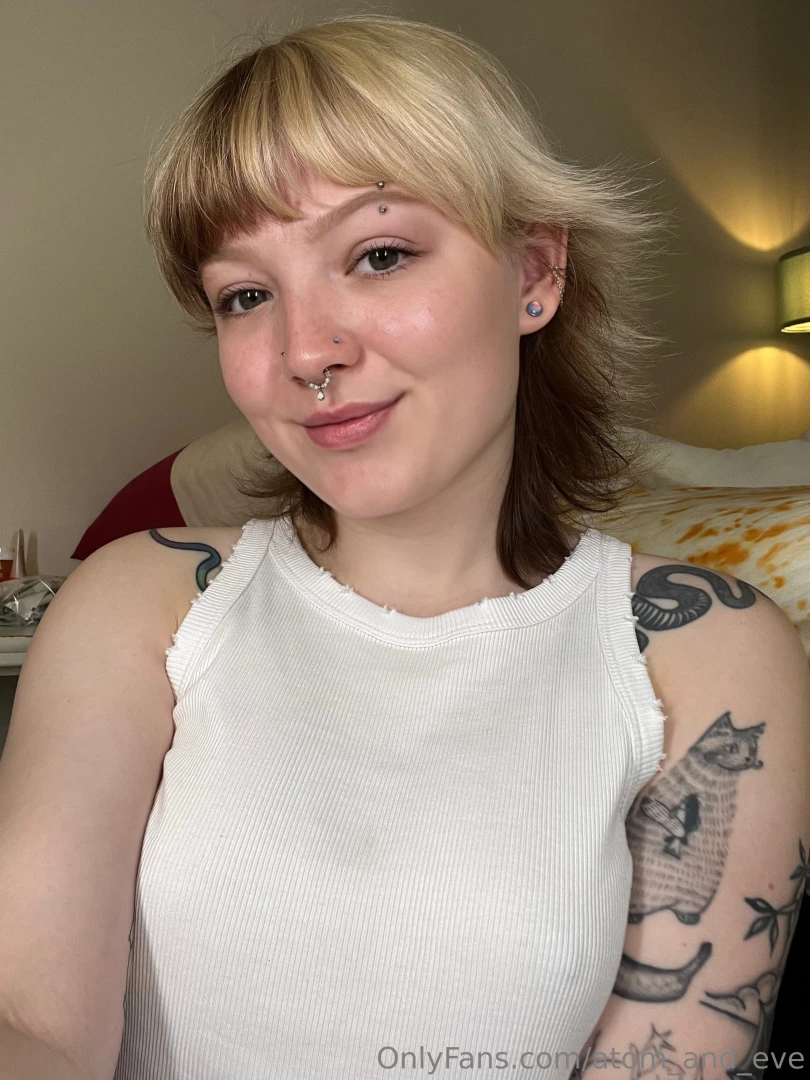 Growing out my hair hehe 