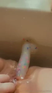 More on taylorr_renaaee tip 10 for naughty sn p tip 40 for all of my