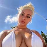 Olivia Snow ❄️