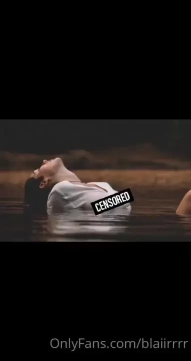 If u want to see the uncensored photo then leave a tip 