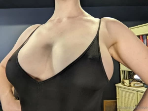 I need you to understand how phenomenal my side boob is