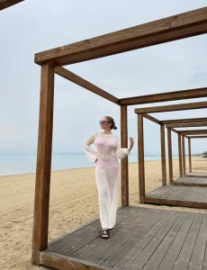 Walking by the sea feels like a soul reset the sound of waves the cool