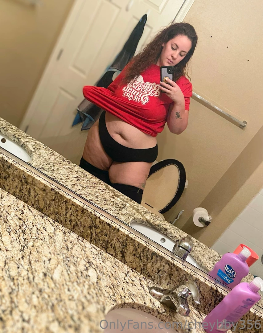 Swipe right to see boobies 