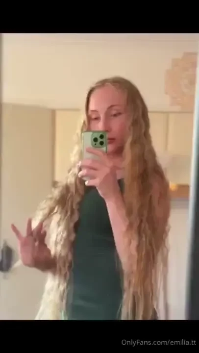 These sunny drawings are gorgeous 