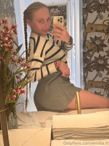 Playful and sassy that s how i feel how do you see me