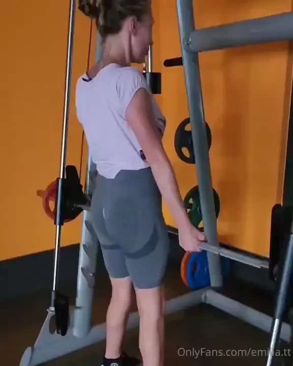 Sometimes i love the harder workouts because i love how my butt looks 