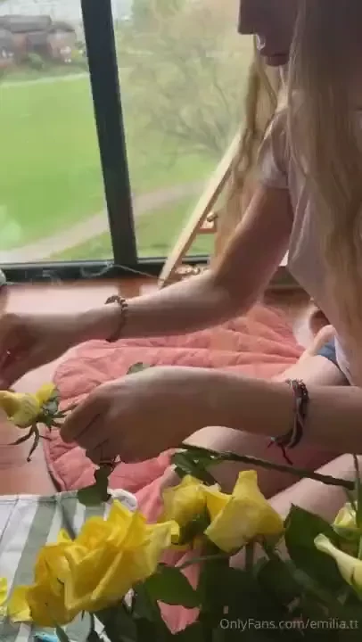 Can you guess what i m doing 