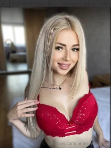 Emilia_clark is wet right now little cutie emilia_clark she loves part 114