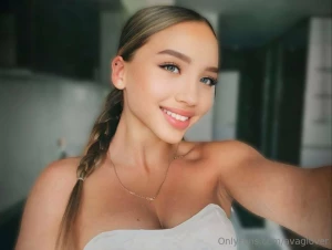 Free she is waiting for you andrawhite this bitch andrawhite fucking part 40