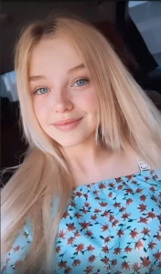 A naughty girl kate_kikso wants to play with your cock if you want her part 188