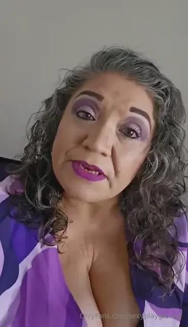 She will be going live everyday and you can have a one on one 