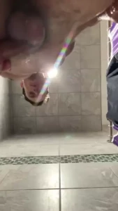 Who wants christmas left overs one of you dm d me to do a deep squat part 1