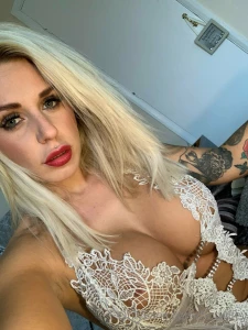 I ve been a very naughty girl daddy go check your dms xx
