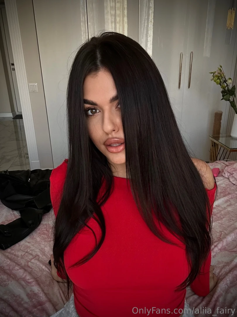 I ve just fallen in love with the colour red lately it seems to 