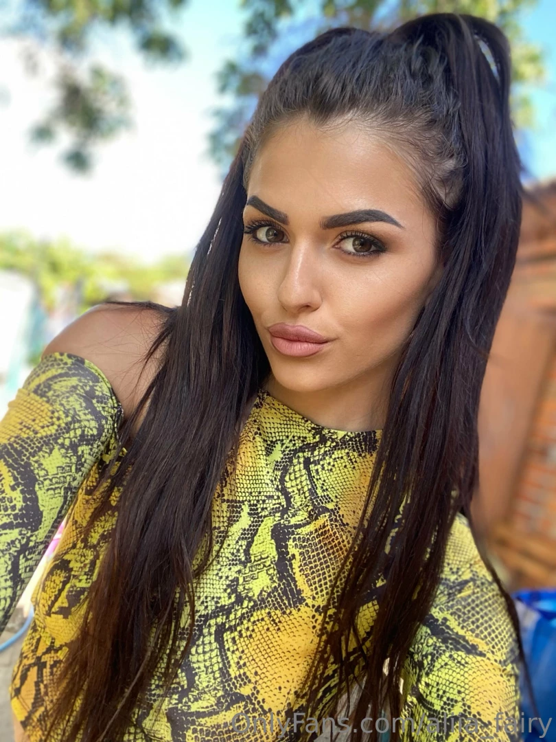 Let s imagine a situation you and and your girlfriend live together 