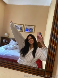 I ve been working soooo hard and today i wanna be lazy and watch tv