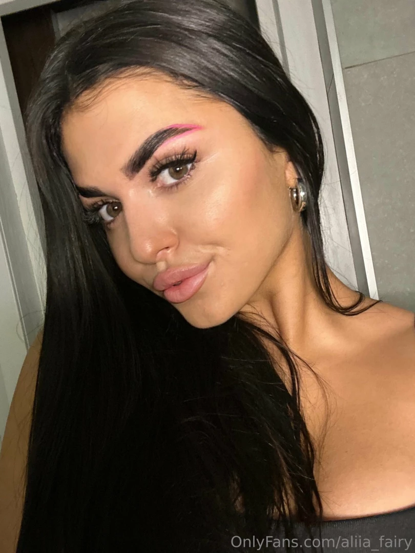 New makeup is my secret to a mesmerizing look men what do you think of 