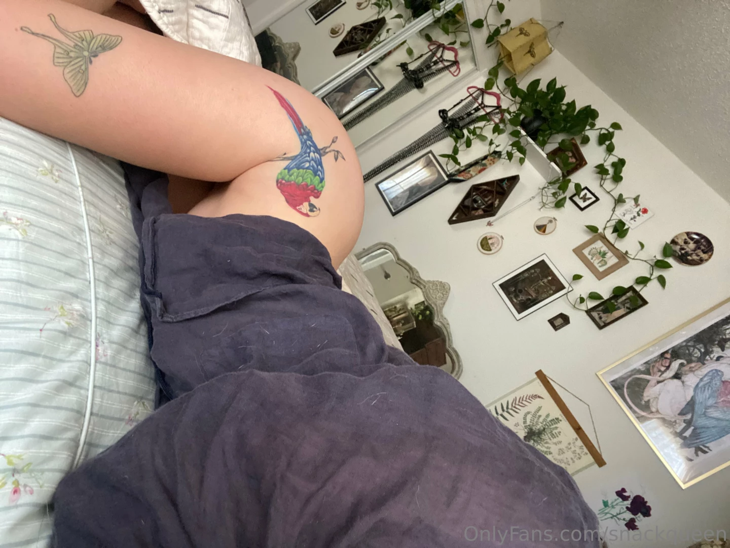 Who wants to come wake me up 