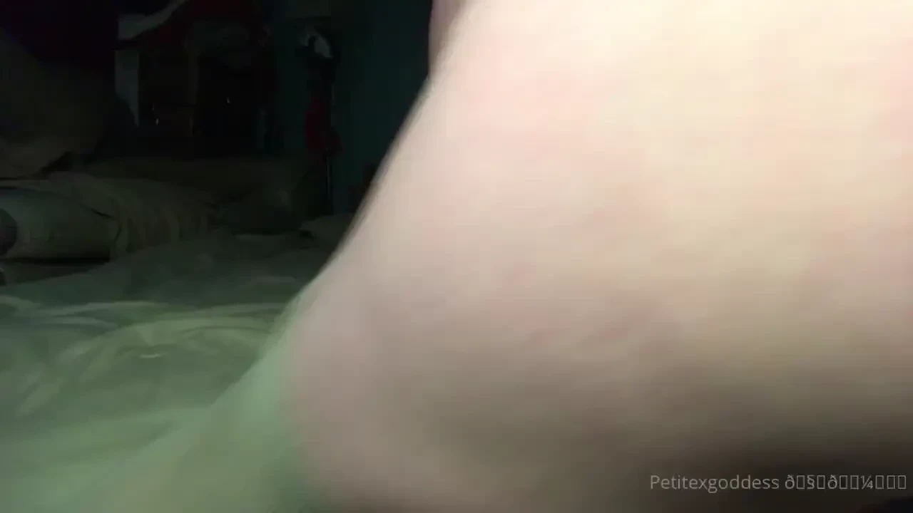 Watch my cum slowly drip to my asshole while i use a vibrator until i 