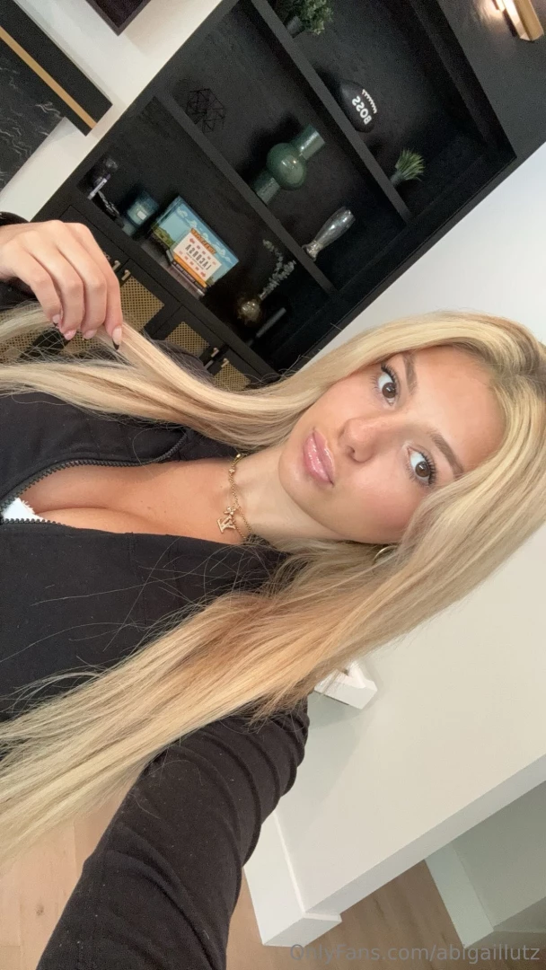 Let me show you what youre missing on my dms 