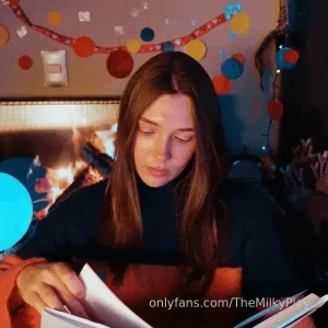 Dear diary 8 december is here and even though it s summer in my corner