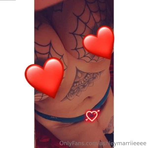 Ashleymarriieeee1 part 1