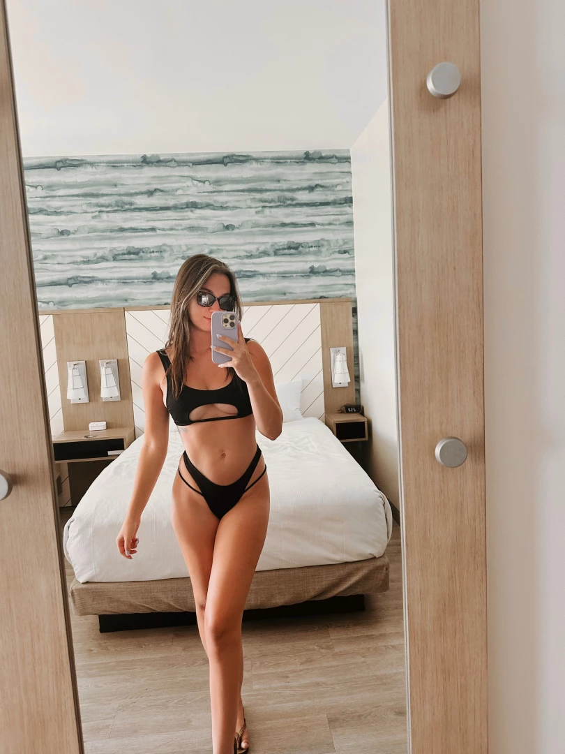 Brand new pov blowjob video just filmed should i let y all have it now 