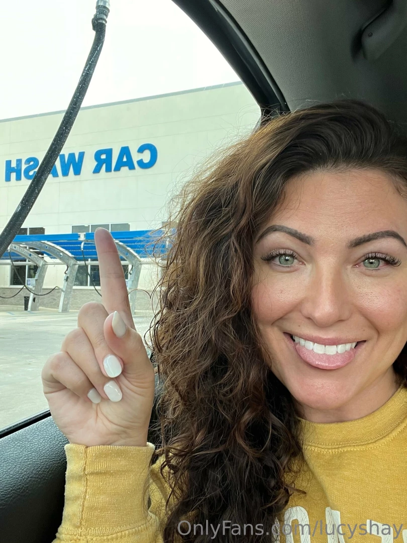 Go watch me make myself cum in the car wash the fastest i ve ever done 