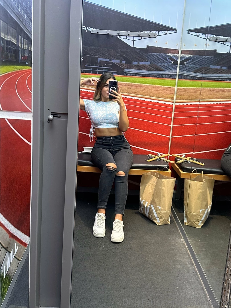 Guess what i am shopping for 