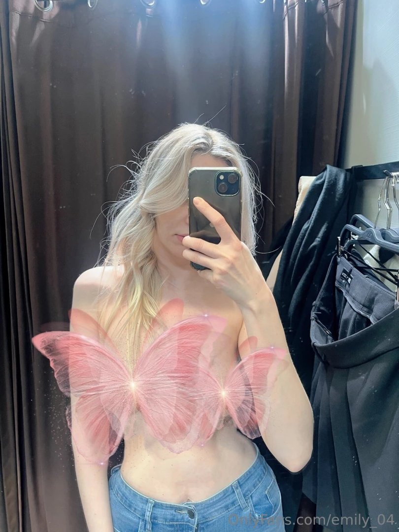 Uncensored page shycutie18 follow now and claim your free dick rate 