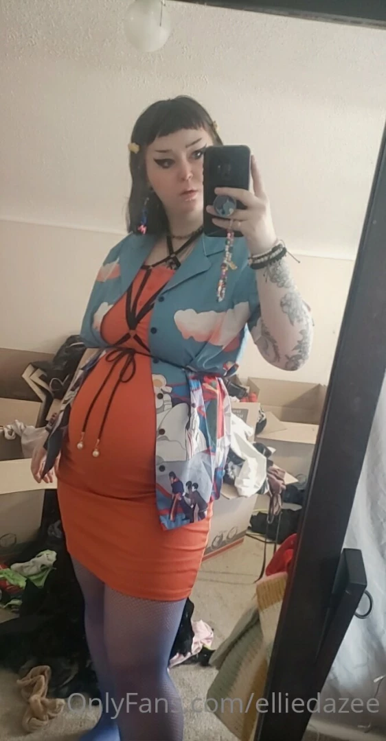 What movie is my shirt repping its one of my favesss 