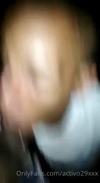Noche de cruising en un parque puse a mamar a este pirobito solo est 