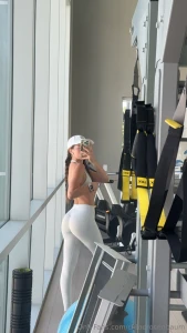 How cute is this gym fit