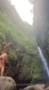 Who said dont go chasing waterfalls cuz thats all i wanna do