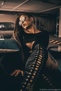 I wanna blowjob u at your back-seat and then let u fuck me deep in my