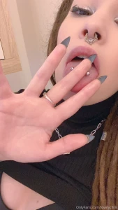 How much u like when girl is dripping wet