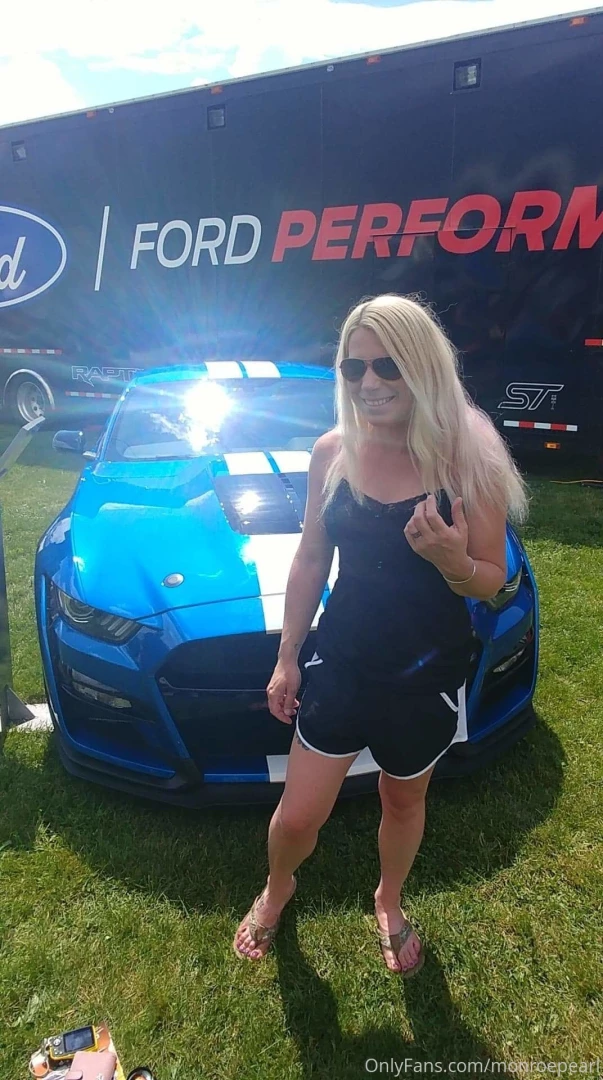 Went to ford nationals in pa this gt 500 car is so hot 