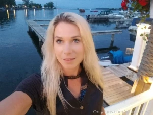 Enjoying dinner on the lake can i be your dessert