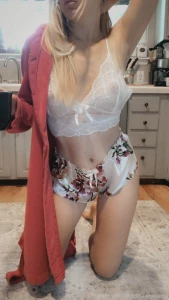 Tip me in messages and i ll send you a custom surprise pic