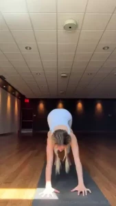 Lil wholesome yoga video to start off the week