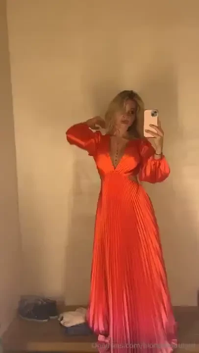 I went shopping and absolutely fell in love with these two dresses i part 1 