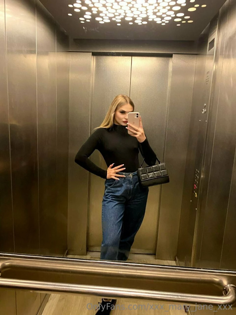 It s very warm outside today but autumn is giving me a little cold 