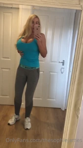 thesophiejames - Slutty fitness milf - muliti videos on this post all from the same part 13 