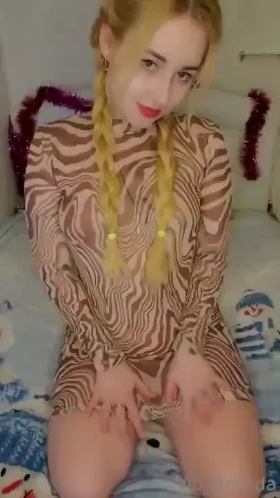 Got a new video and outfit for you guys what do you think 