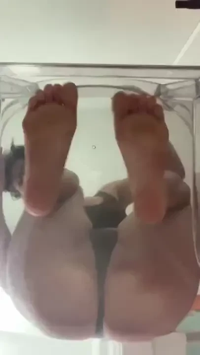 Dropping the full vid in messages 