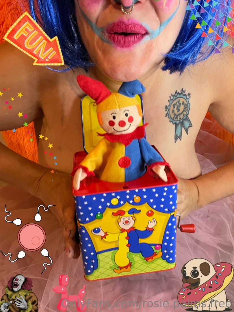 Thanks to stiinkyclown for inspiring me to try my hand at the clown 